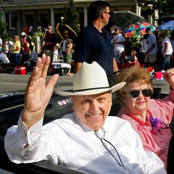 President Thomas S. Monson and his wife, Frances, ride in the Days of ’47 Parade on July 24, 2006.