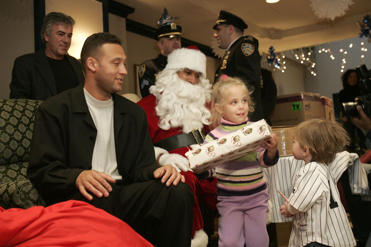 Derek Jeter at the Ronald McDonald House to Benefit Children with Cancer - December 21, 2004