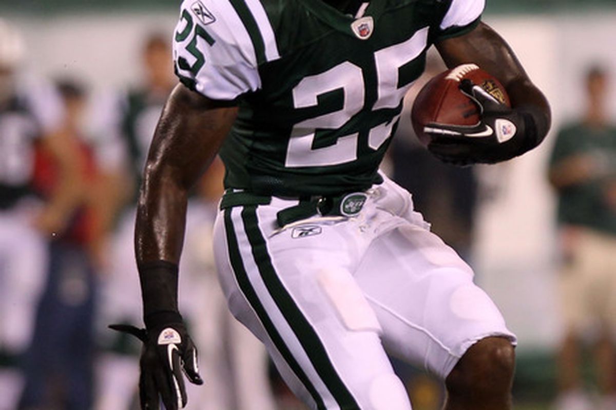 EAST RUTHERFORD NJ - AUGUST 16:  Joe McKnight #25 of the New York Jets rushes against the New York Giants during their game at New Meadowlands Stadium on August 16 2010 in East Rutherford New Jersey.  (Photo by Nick Laham/Getty Images)