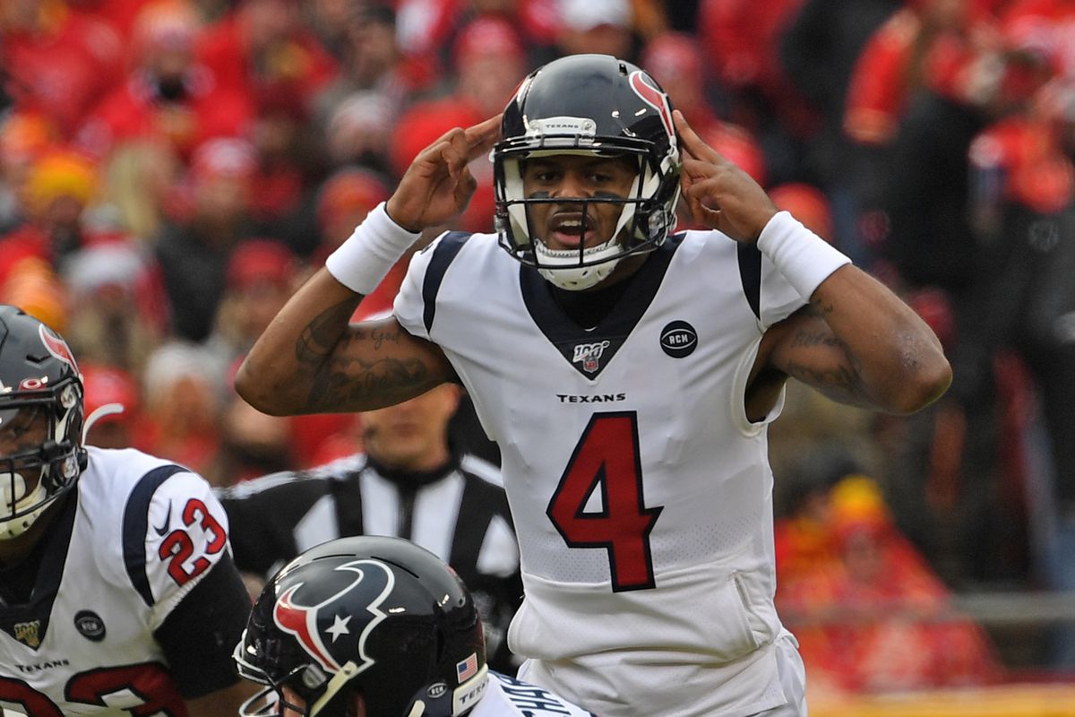 Quarterback Deshaun Watson of the Houston Texans calls out an audible in the second half during the AFC Divisional playoff game against the Kansas City Chiefs at Arrowhead Stadium on January 12, 2020 in Kansas City, Missouri.