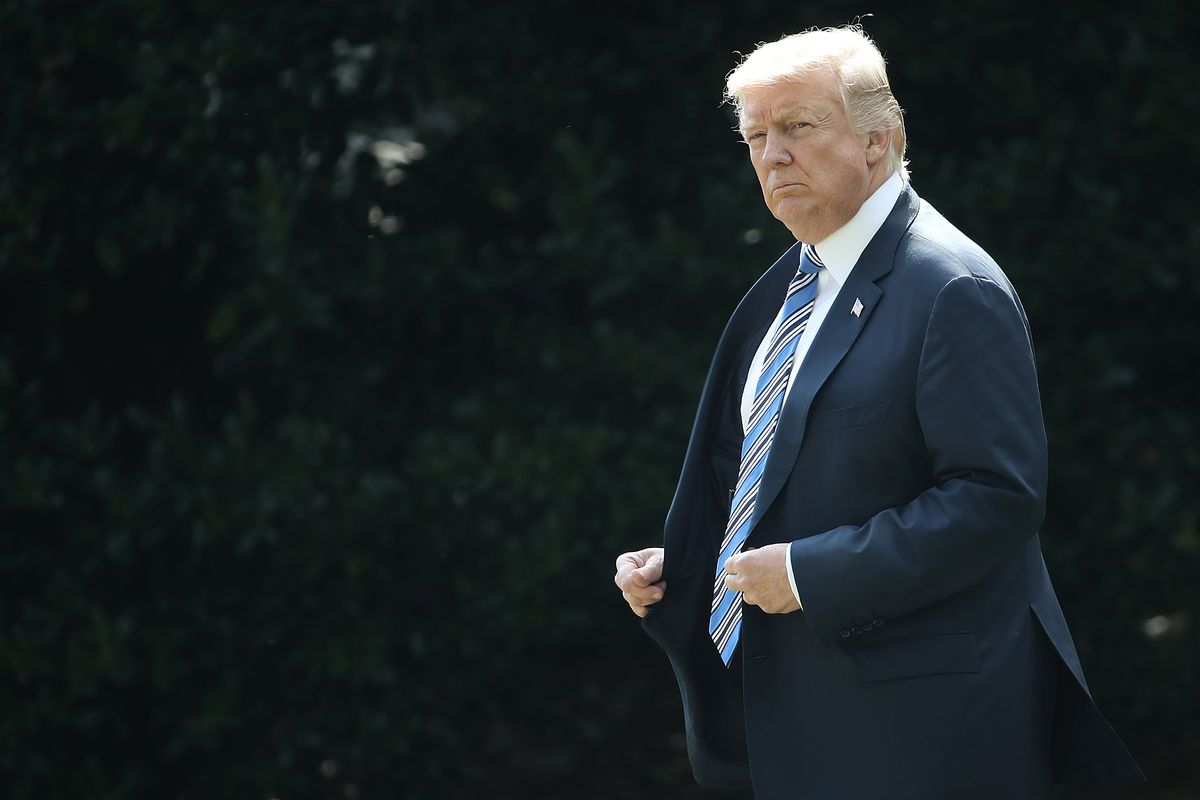 U.S. President Donald Trump departs the White House on his way to West Virginia on August 3, 2017 in Washington, DC. A grand jury has been impaneled by Speical Counsel Robert Mueller in the investigation into Russian interference in the 2016 presidential 