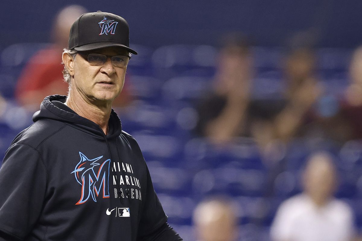 Manager Don Mattingly #8 of the Miami Marlins reacts against the Washington Nationals during the sixth inning at loanDepot park