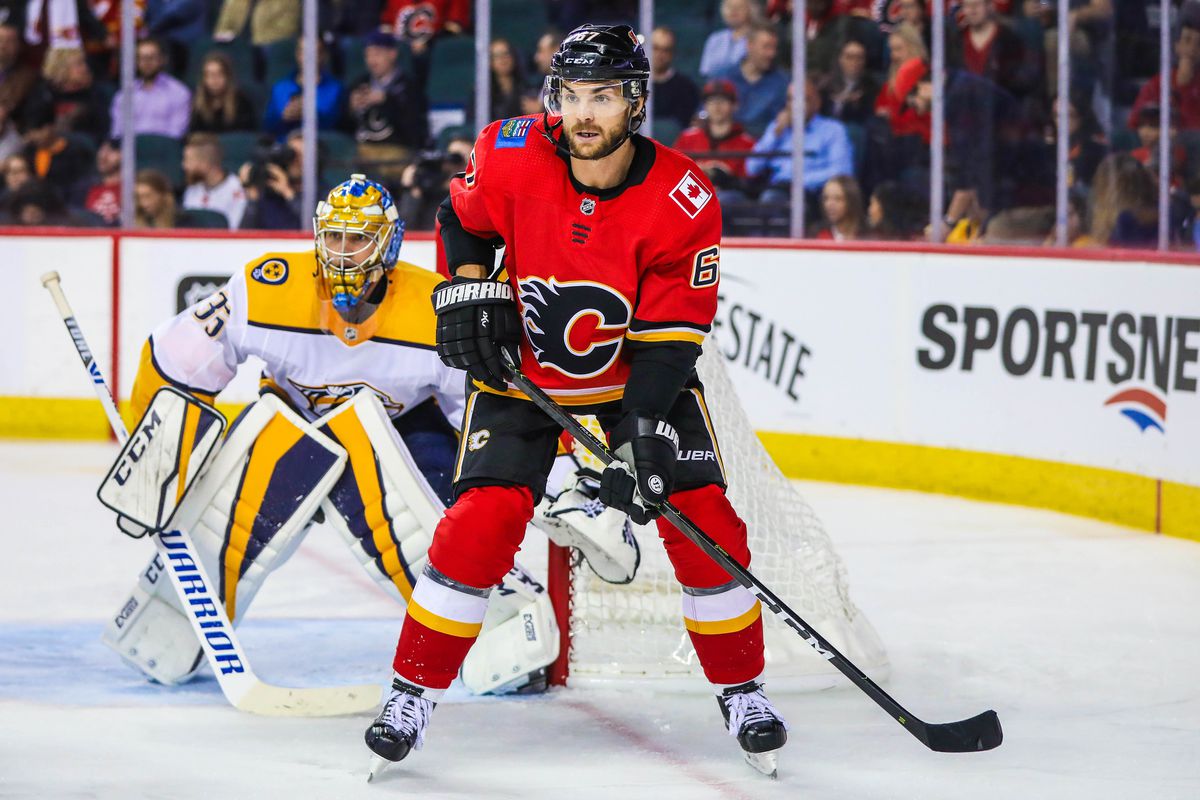 NHL: Nashville Predators at Calgary Flames