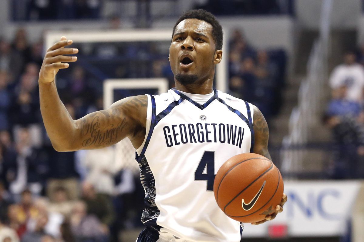 I really do like the white Georgetown uni that D`Vauntes Smith-Rivera is wearing here.