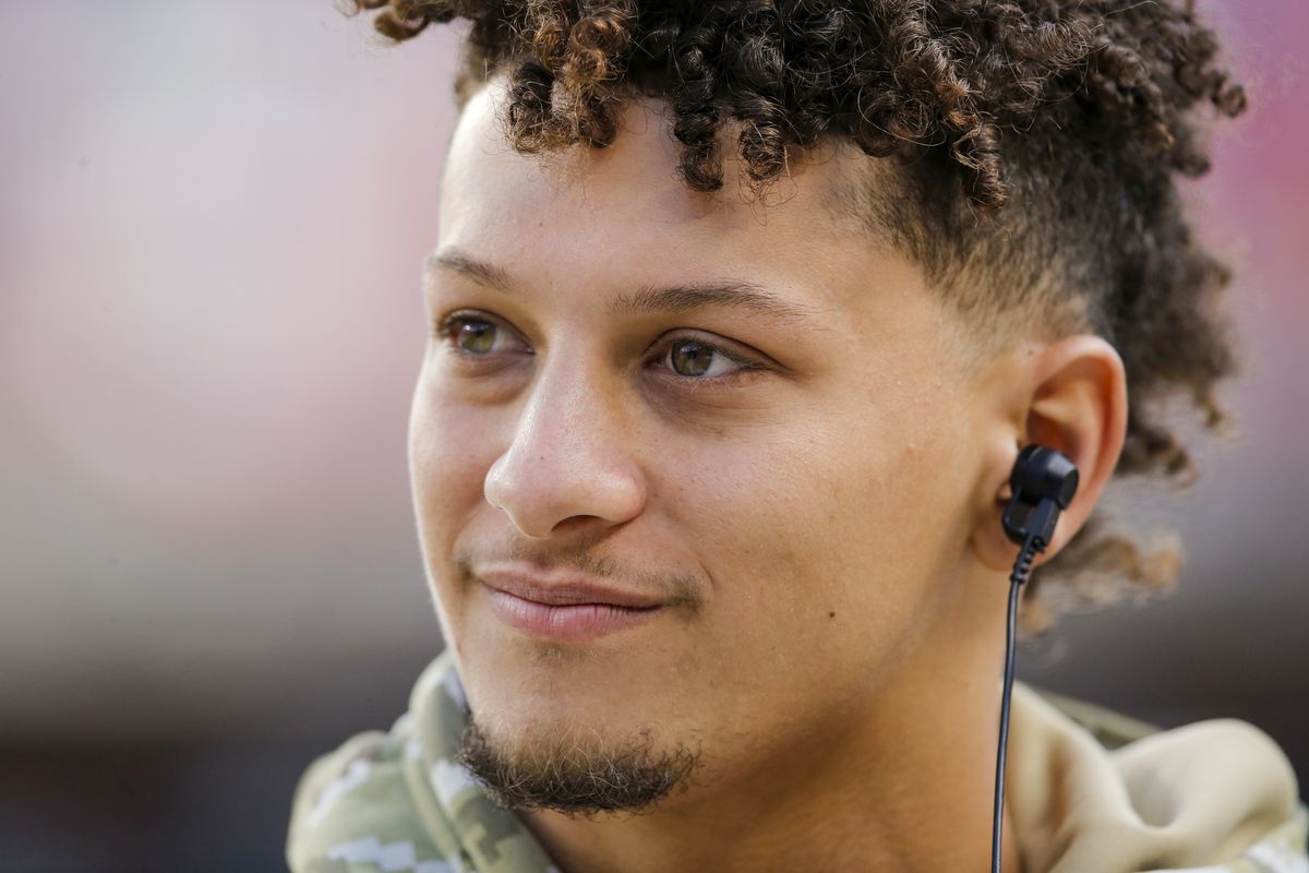 Patrick Mahomes of the Kansas City Chiefs watches the game against the Minnesota Vikings from the sidelines while recovering from a knee injury at Arrowhead Stadium on November 3, 2019 in Kansas City, Missouri.