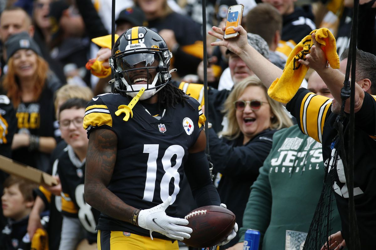 Diontae Johnson #18 of the Pittsburgh Steelers reacts in the second quarter against the New York Jets at Acrisure Stadium on October 02, 2022 in Pittsburgh, Pennsylvania.
