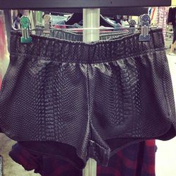 LA line <a href="http://www.railsclothing.com/"target="_blank">Rails</a> has officially designed our dream leather shorts.