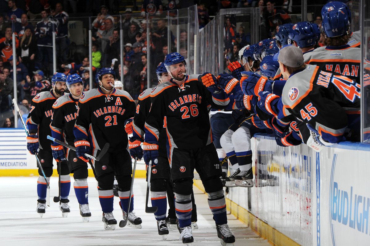 At least the Isles didn't wear THESE monstrosities at Yankee Stadium.