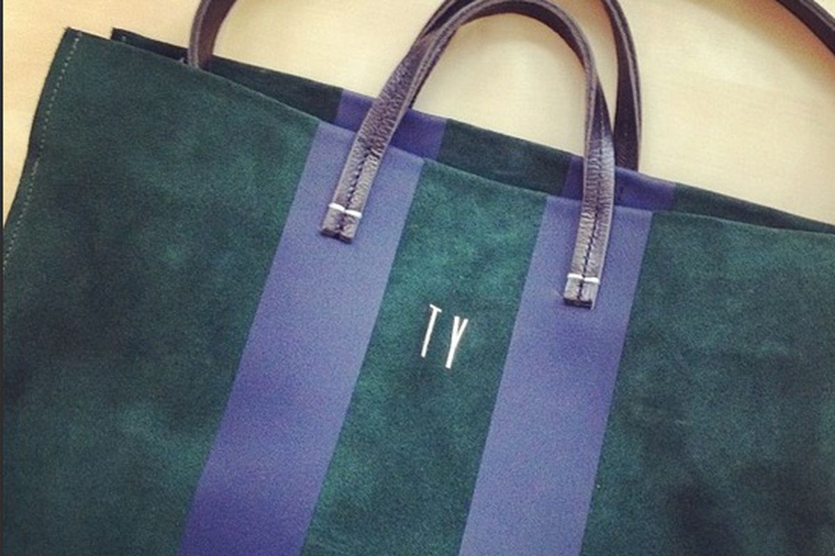 The Clare Vivier Simple Tote, <a href="http://www.clarevivier.com/products/simple-tote">$368</a>
