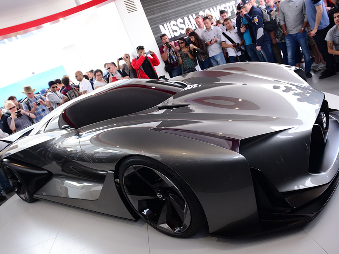 Nissan builds a real-life version of its stunning 'Gran Turismo' supercar -  The Verge