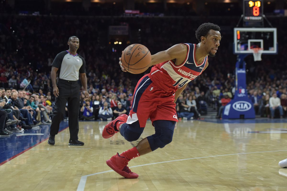 Washington Wizards guard Ish Smith moves toward the net during the second quarter of the game against the Philadelphia 76ers at the Wells Fargo Center.