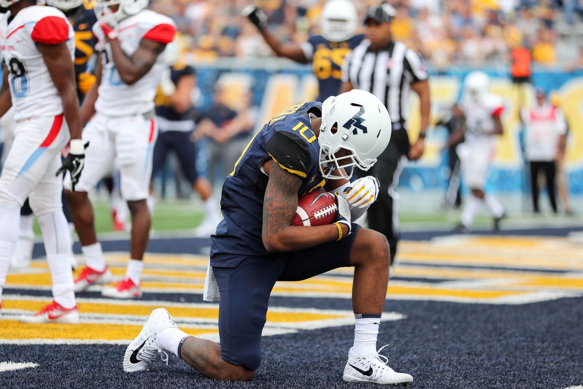 NCAA Football: Delaware State at West Virginia