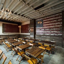 <a href="http://ny.eater.com/archives/2013/08/hometown_a_massive_barbecue_restaurant_in_red_hook.php">Eater Inside: Hometown</a>