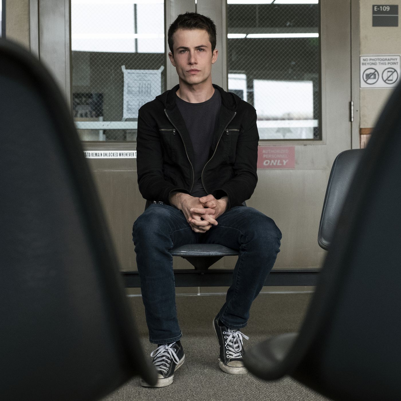13 Reasons Why season 3 review: ridiculous and also boring - Vox