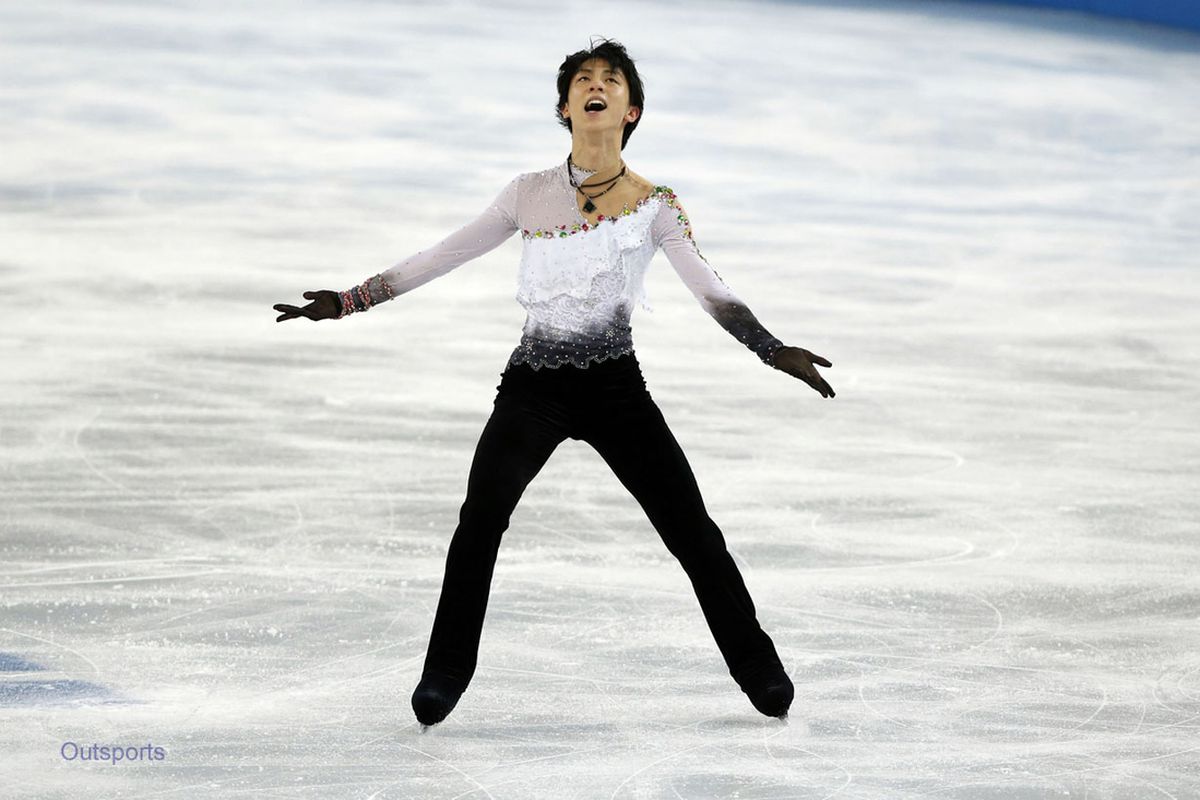 Yuzuru Hanyu won the gold medal in a Johnny Weir-designed costume.