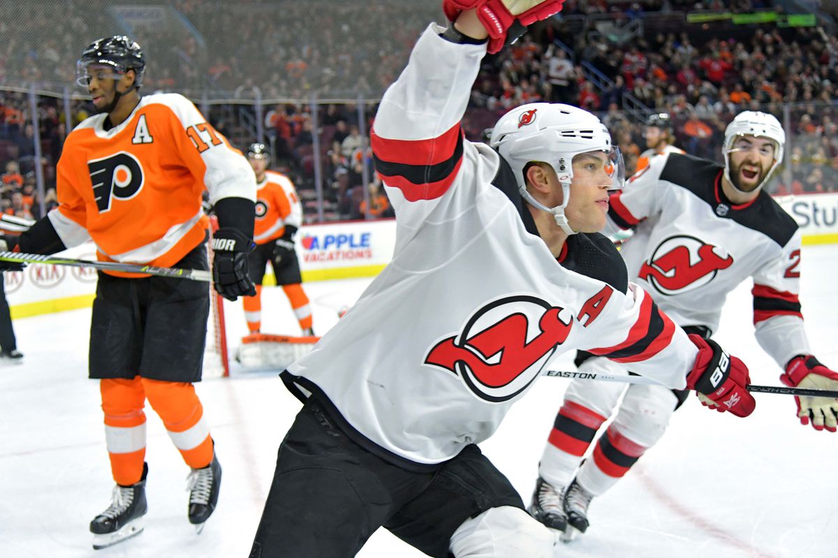 NHL: New Jersey Devils at Philadelphia Flyers