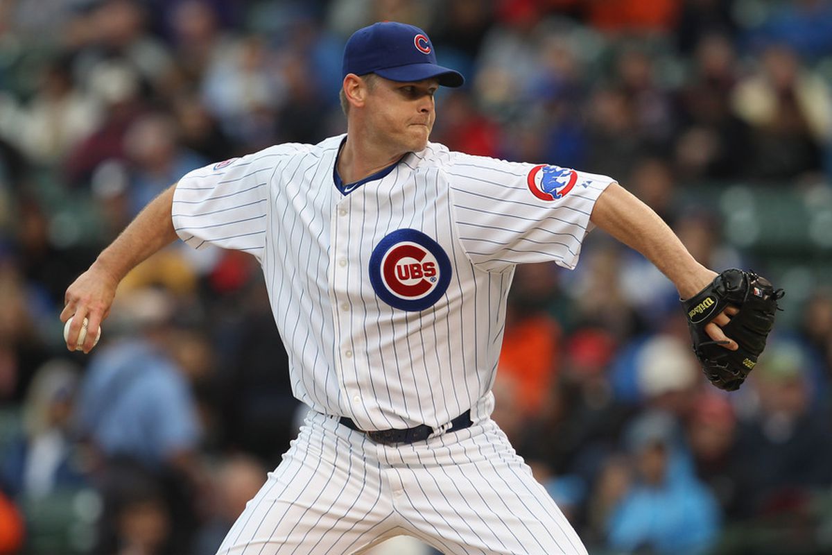 CHICAGO, IL - MAY 13: Kerry Wood #34 of the Chicago Cubs pitches against the San Francisco Giants at Wrigley Field on May 13, 2011 in Chicago, Illinois. The Cubs defeated the Giants 11-4. (Photo by Jonathan Daniel/Getty Images)