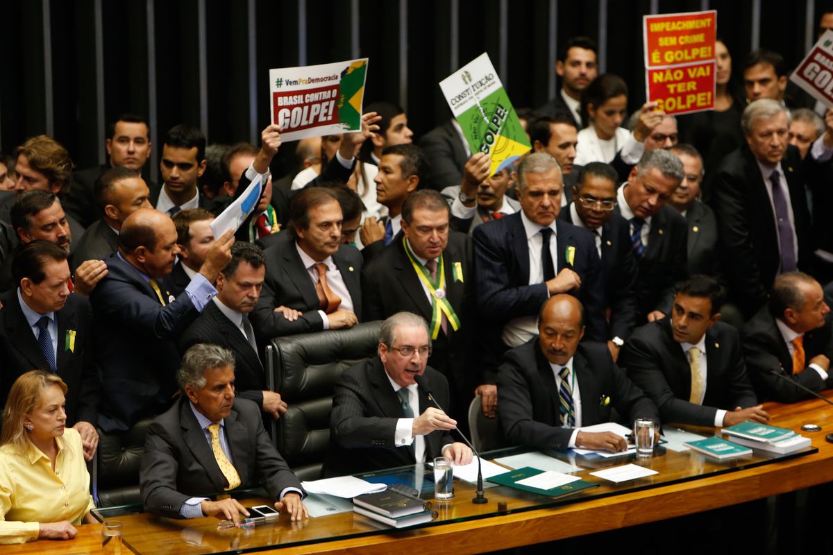 Lower Houses of Congress Votes to Impeach President Rousseff