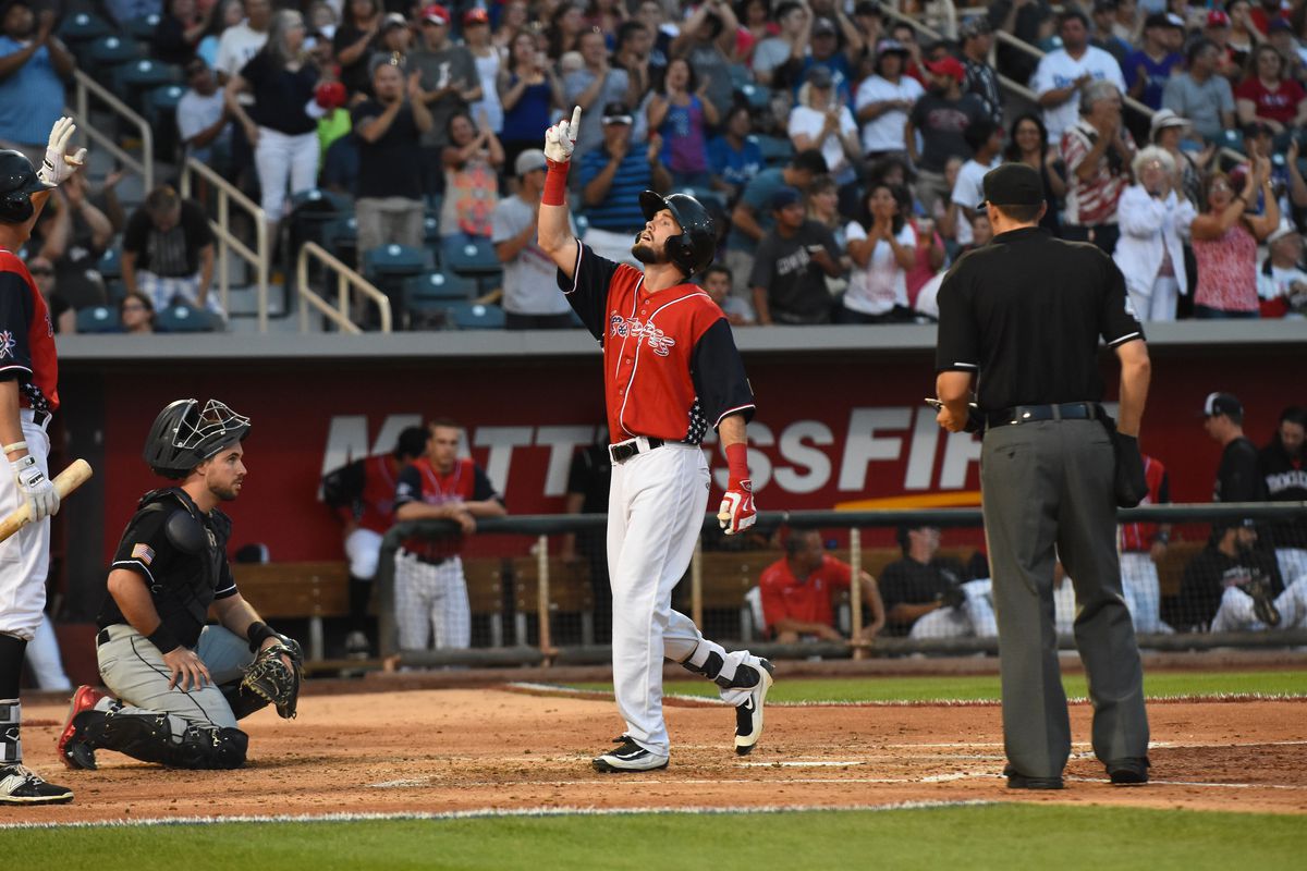 David Dahl belted an opposite-field grand slam in the Isotopes' win over Memphis.