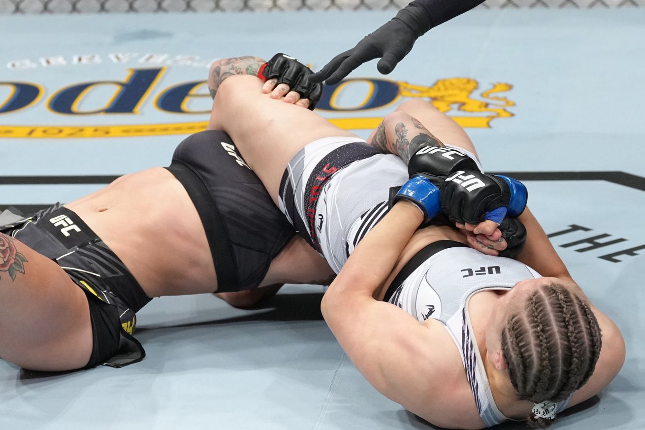 Jessica-Rose Clark anticipates elbow surgery, says Julija Stoliarenko held armbar after tap at UFC 276