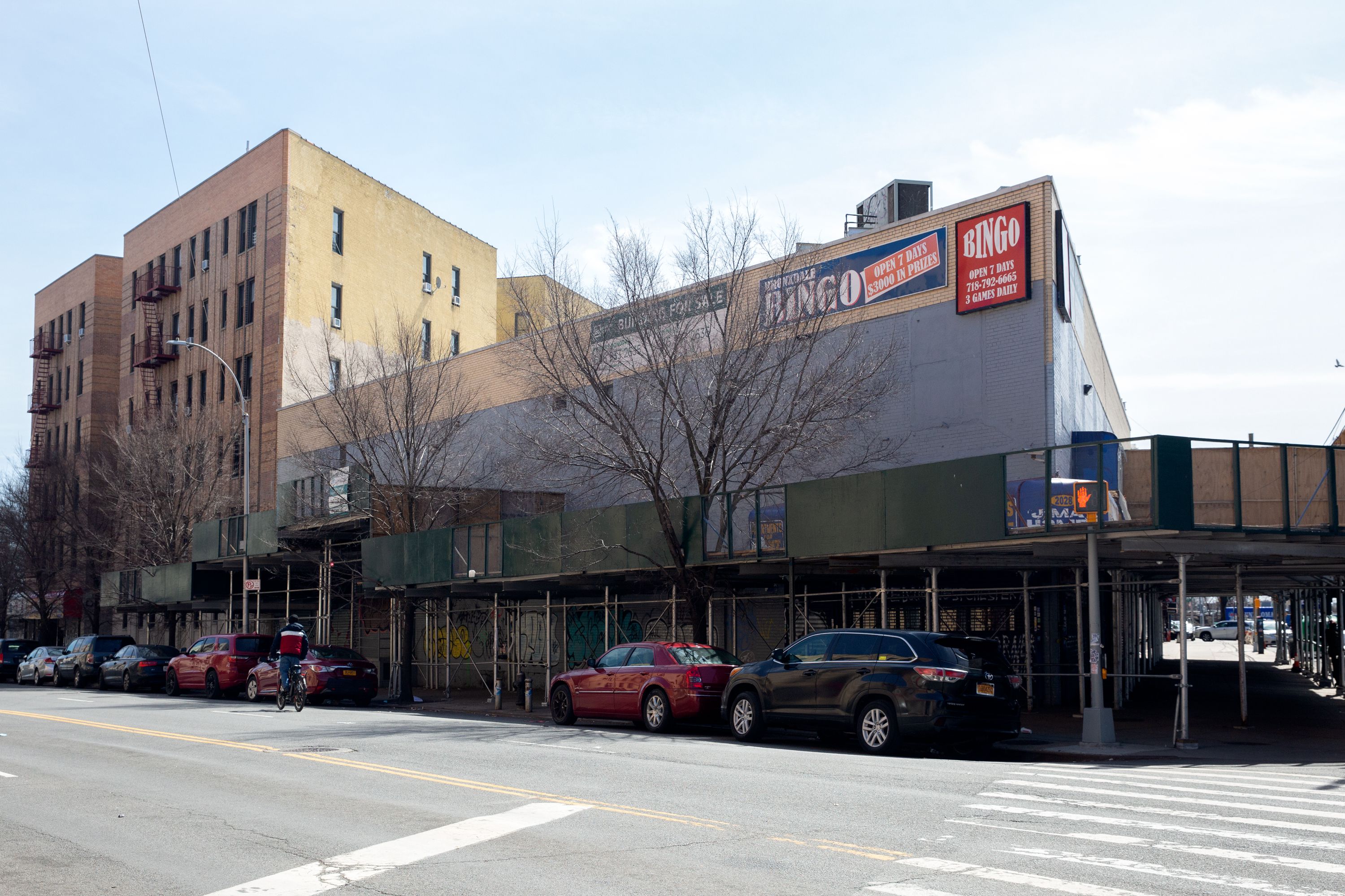 A men’s shelter was proposed for a building on White Plains Road and Bronxdale Avenue, March 22, 2022.
