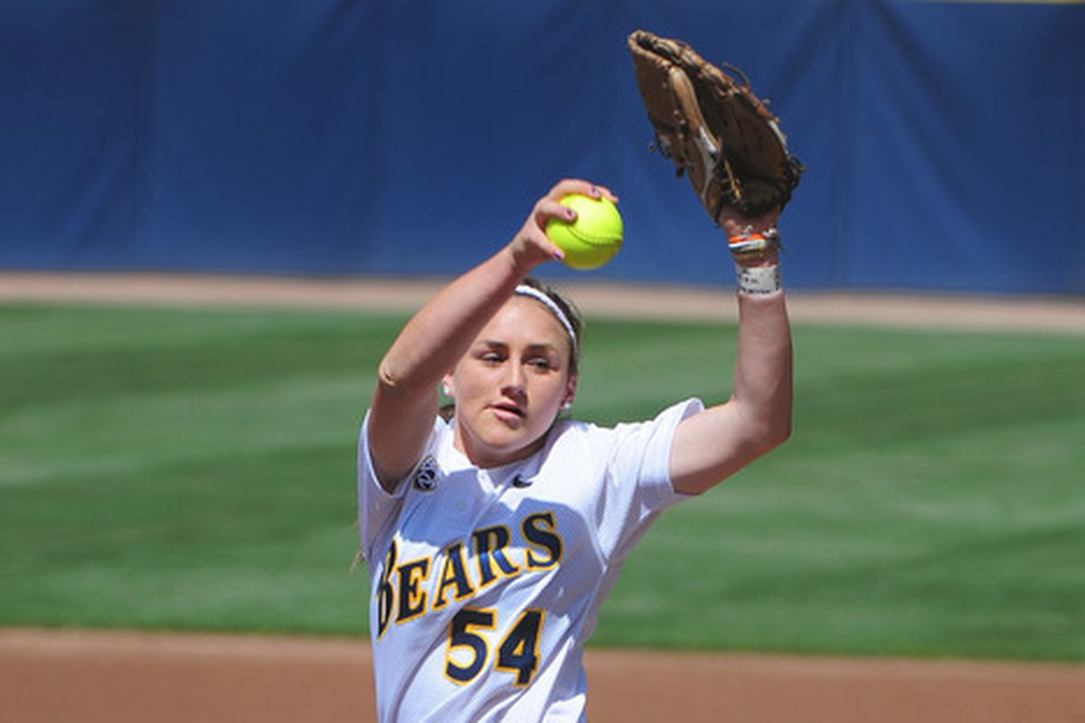 Jolene Henderson and the Bears are making their Pac-12 Networks debut today.