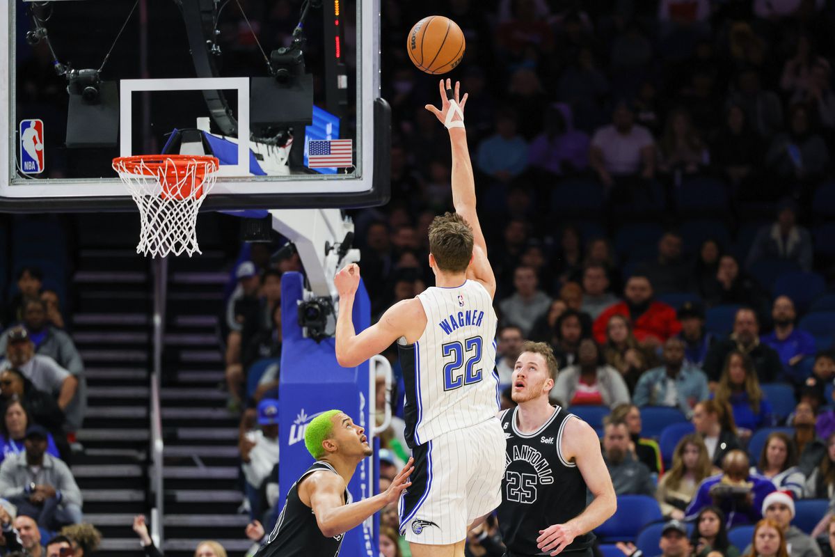 NBA: San Antonio Spurs at Orlando Magic