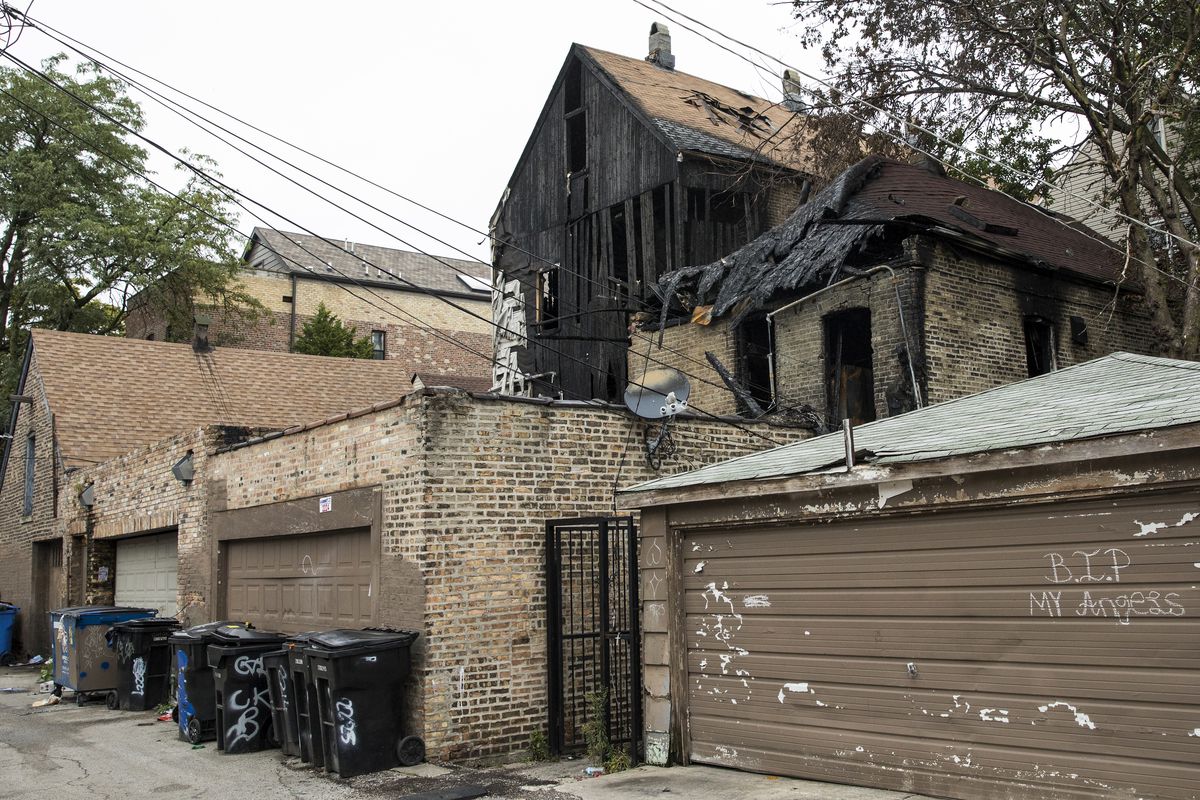 The deadliest residential fire in years in Chicago claimed its 10th victim on Tuesday. | Ashlee Rezin /Chicago Sun-Times