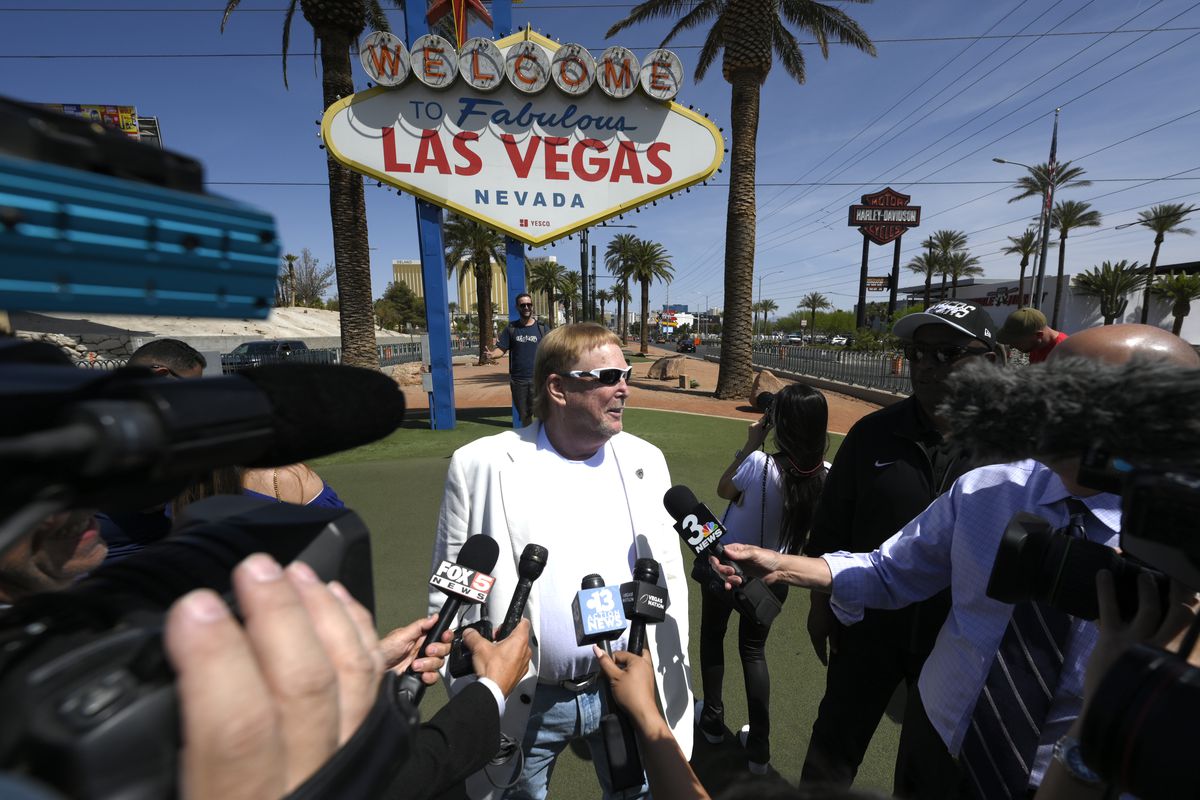 ‘Welcome to Fabulous Las Vegas’ Sign Turns Silver And Black Ahead of 2022 NFL Draft