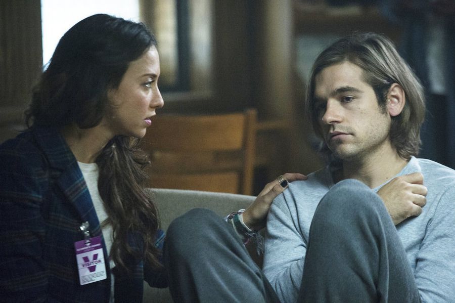 Julia and Quentin on The Magicians