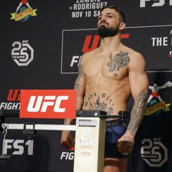Mike Perry makes weight at UFC Denver weigh-ins.