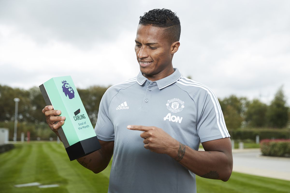 Antonio Valencia wins Carling Goal of the Month Award