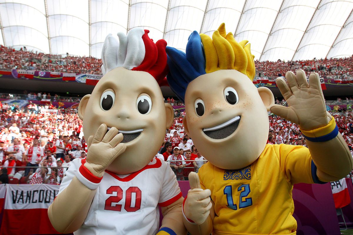 WARSAW, POLAND - JUNE 08:  Euro 2012 mascots Slavek and Slavko pose ahead of the UEFA EURO 2012 group A match between Poland and Greece at National Stadium on June 8, 2012 in Warsaw, Poland.  (Photo by Alex Grimm/Getty Images)