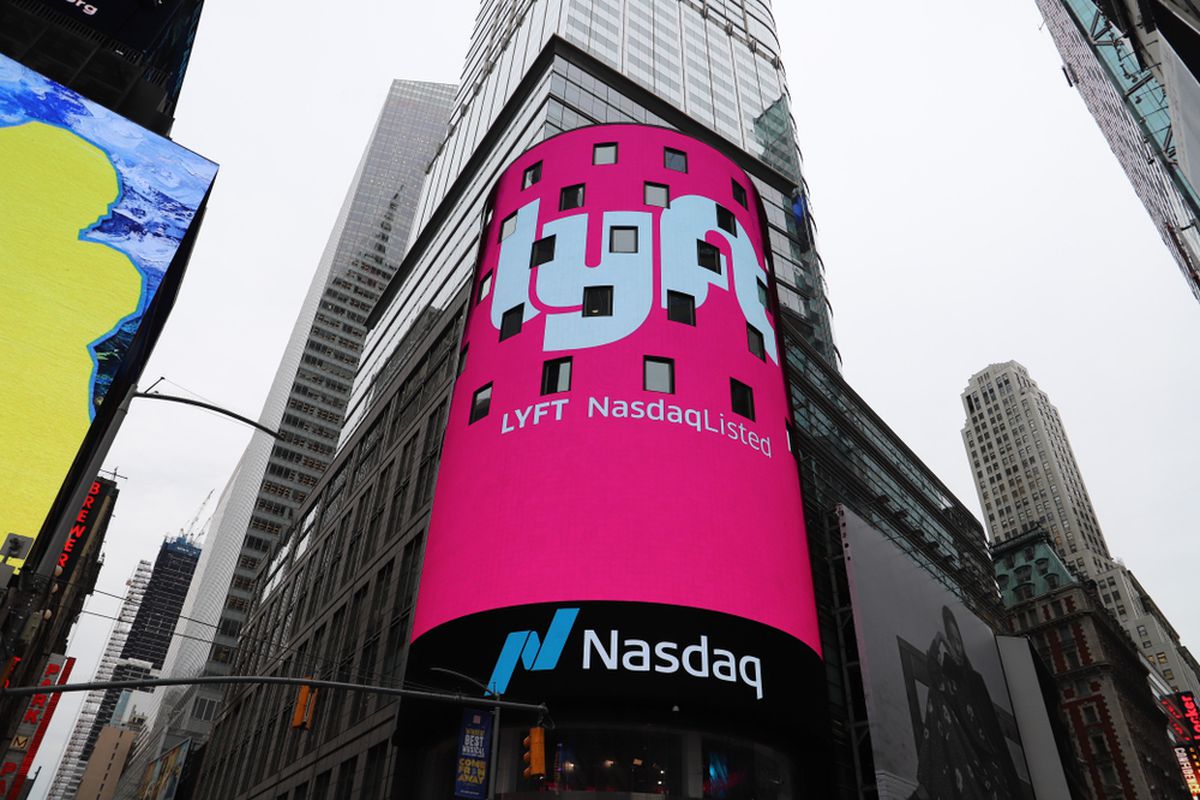A screen in Times Square declaring Lyft’s IPO.
