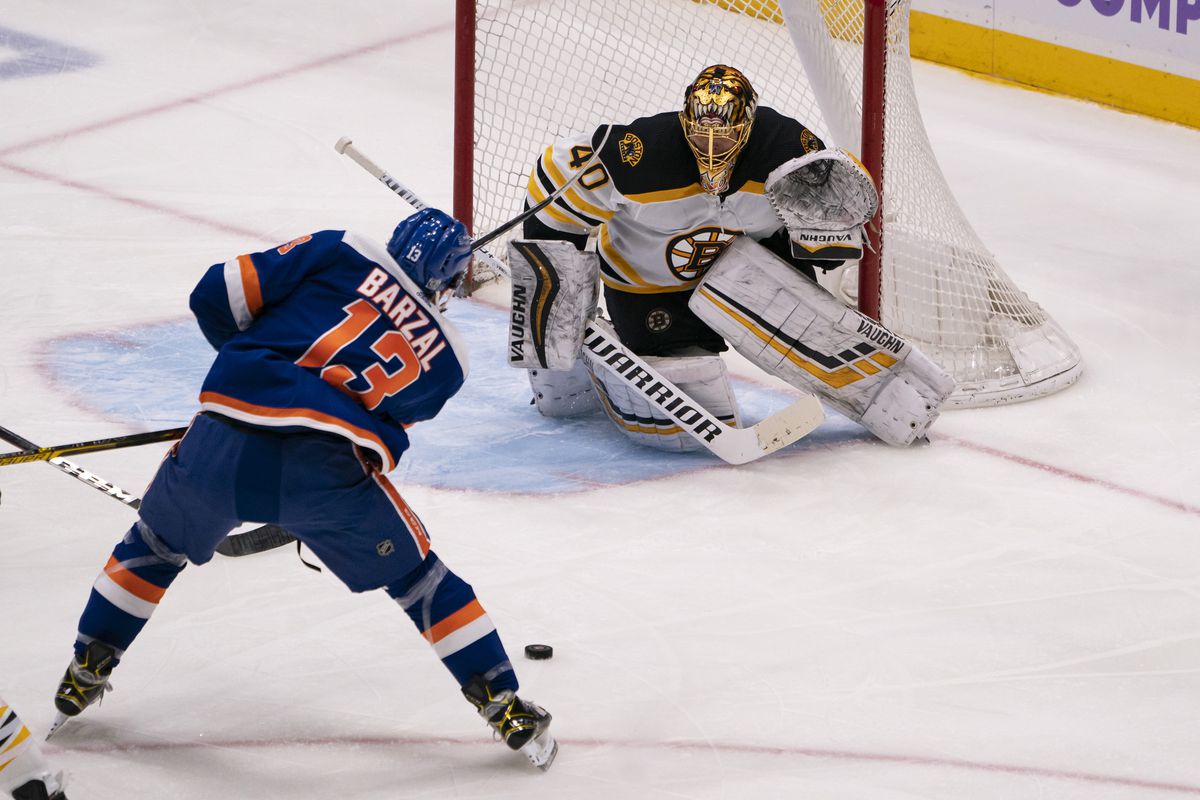 NHL: FEB 13 Bruins at Islanders