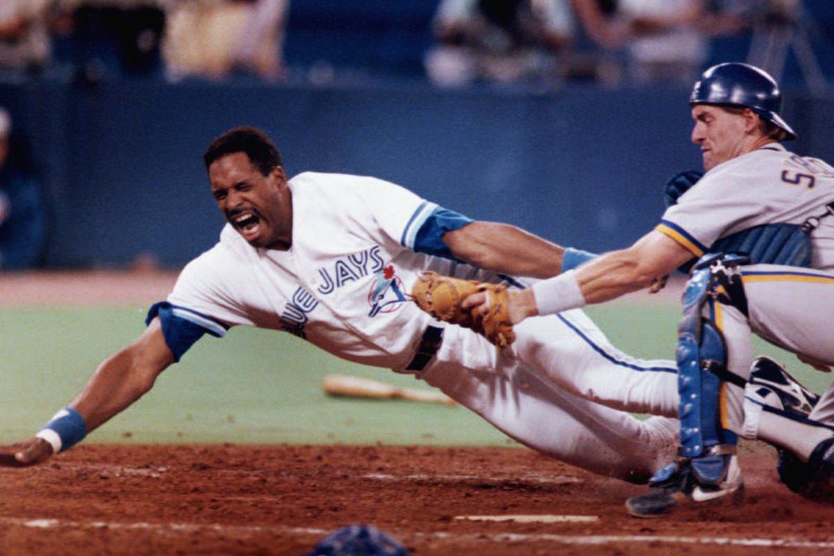 Toronto Blue Jay Dave Winfield is tagged out at ho