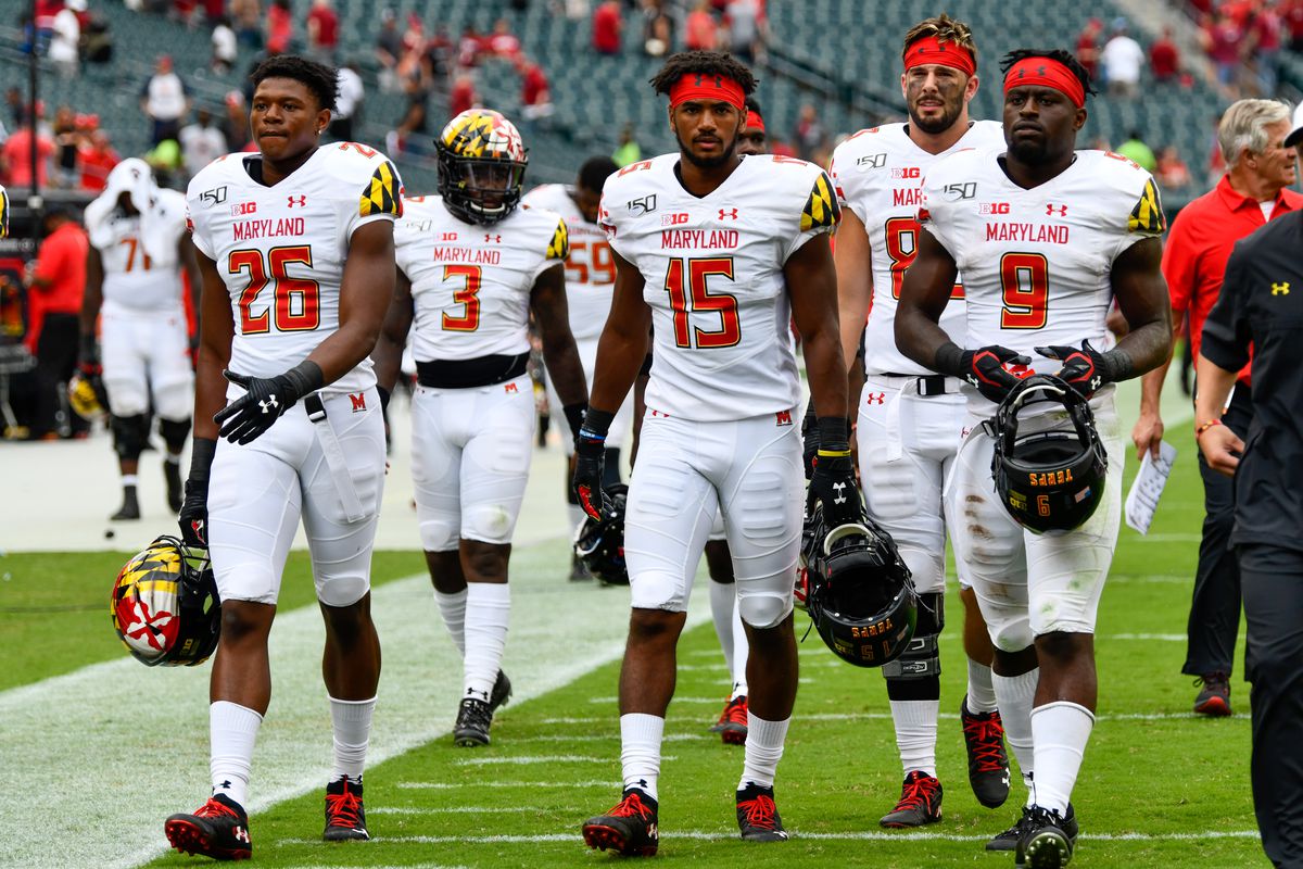 Maryland football at Temple, team pic