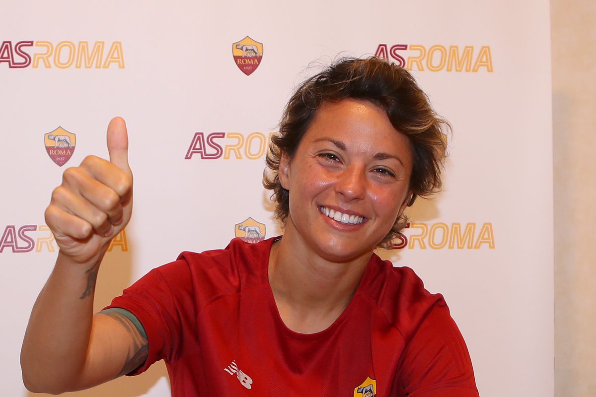 AS Roma Women Unveil New Signing Valentina Giacinti