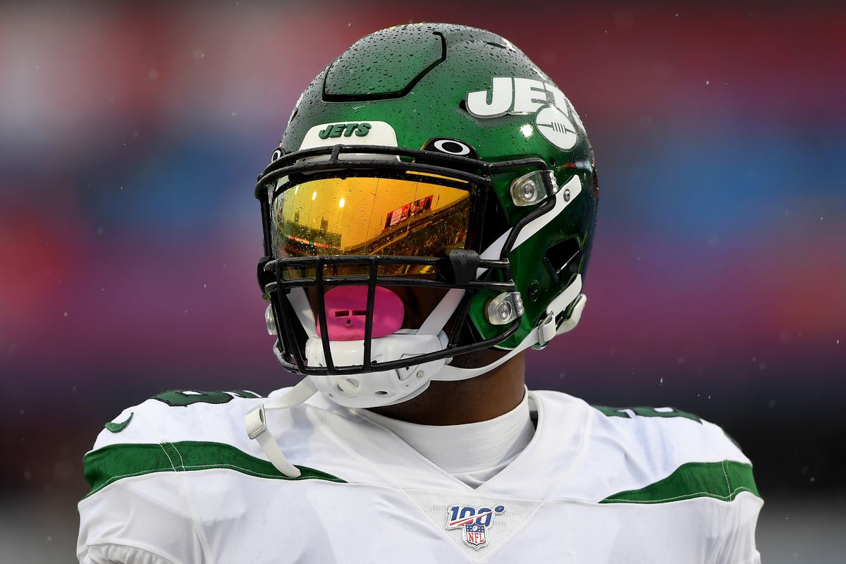 New York Jets running back Le’Veon Bell looks on prior to the game against the Buffalo Bills at New Era Field.&nbsp;