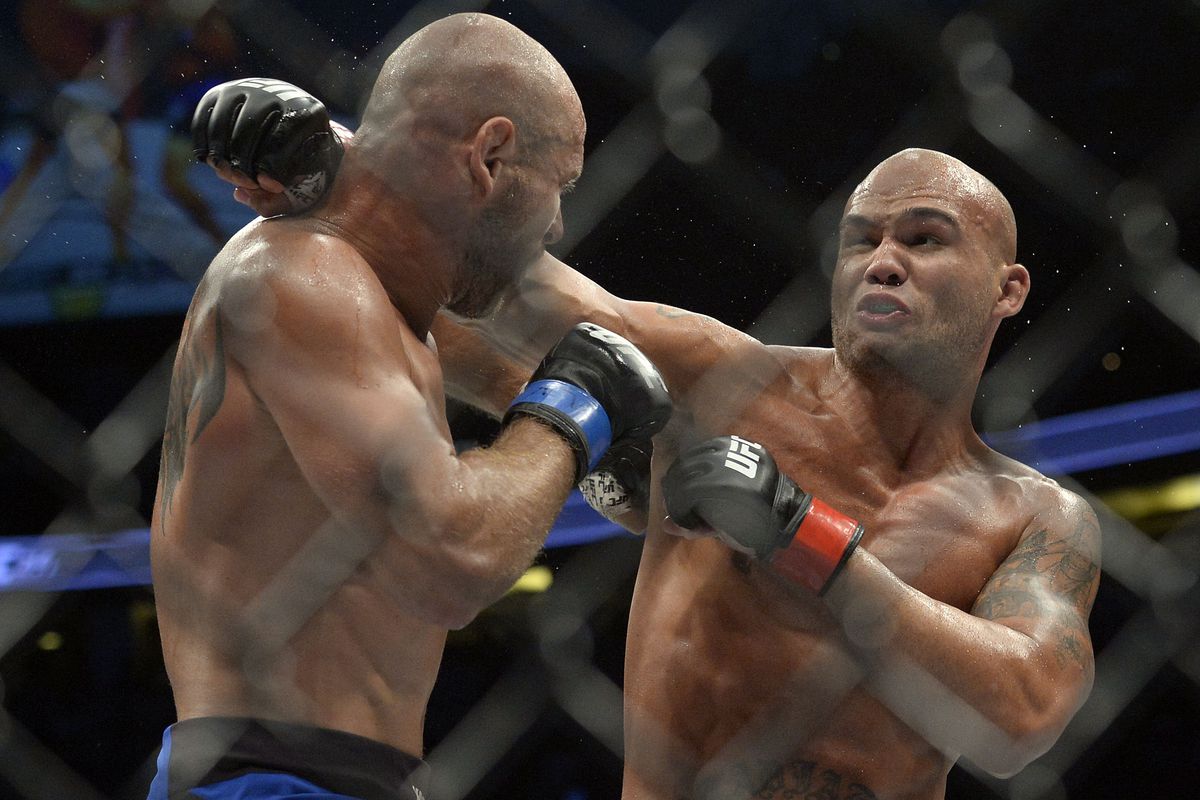 MMA: UFC 214-Lawler vs Cerrone
