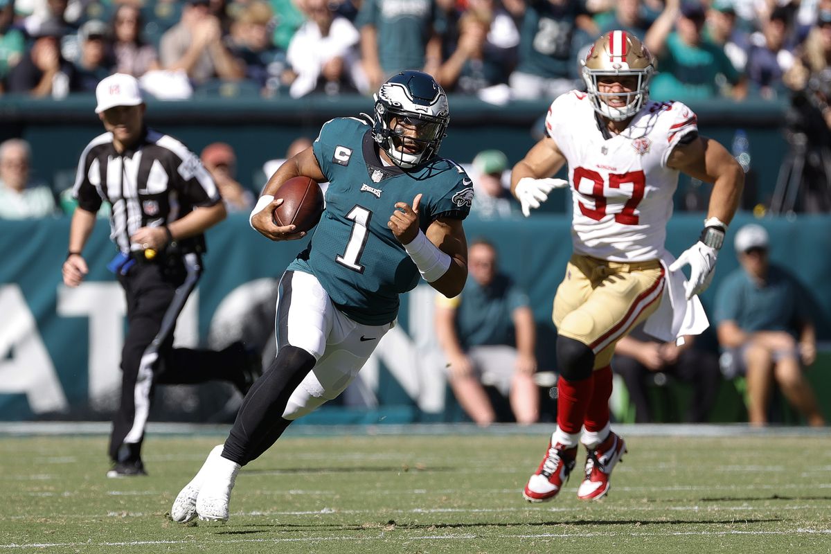 Jalen Hurts #1 of the Philadelphia Eagles rushes the ball against the San Francisco 49ers at Lincoln Financial Field on September 19, 2021 in Philadelphia, Pennsylvania.