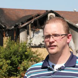 Newspaper deliveryman Matthew Hoagland talks about how he helped a West Valley woman out of her burning home on Tuesday, Aug. 1, 2017.