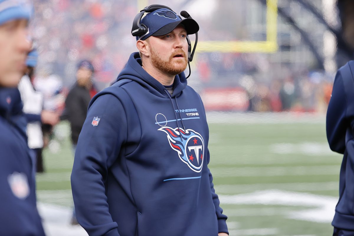 Chargers News: Bolts to interview Titans TEs coach Luke Steckel for OC  vacancy - Bolts From The Blue