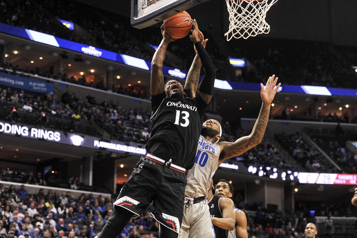 NCAA Basketball: Cincinnati at Memphis