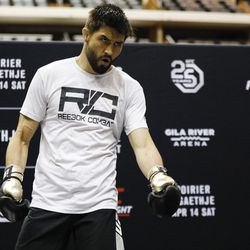 Carlos Condit getting ready at the UFC on FOX 29 open workouts Wednesday inside Gila Rivera Arena in Glendale, Ariz.