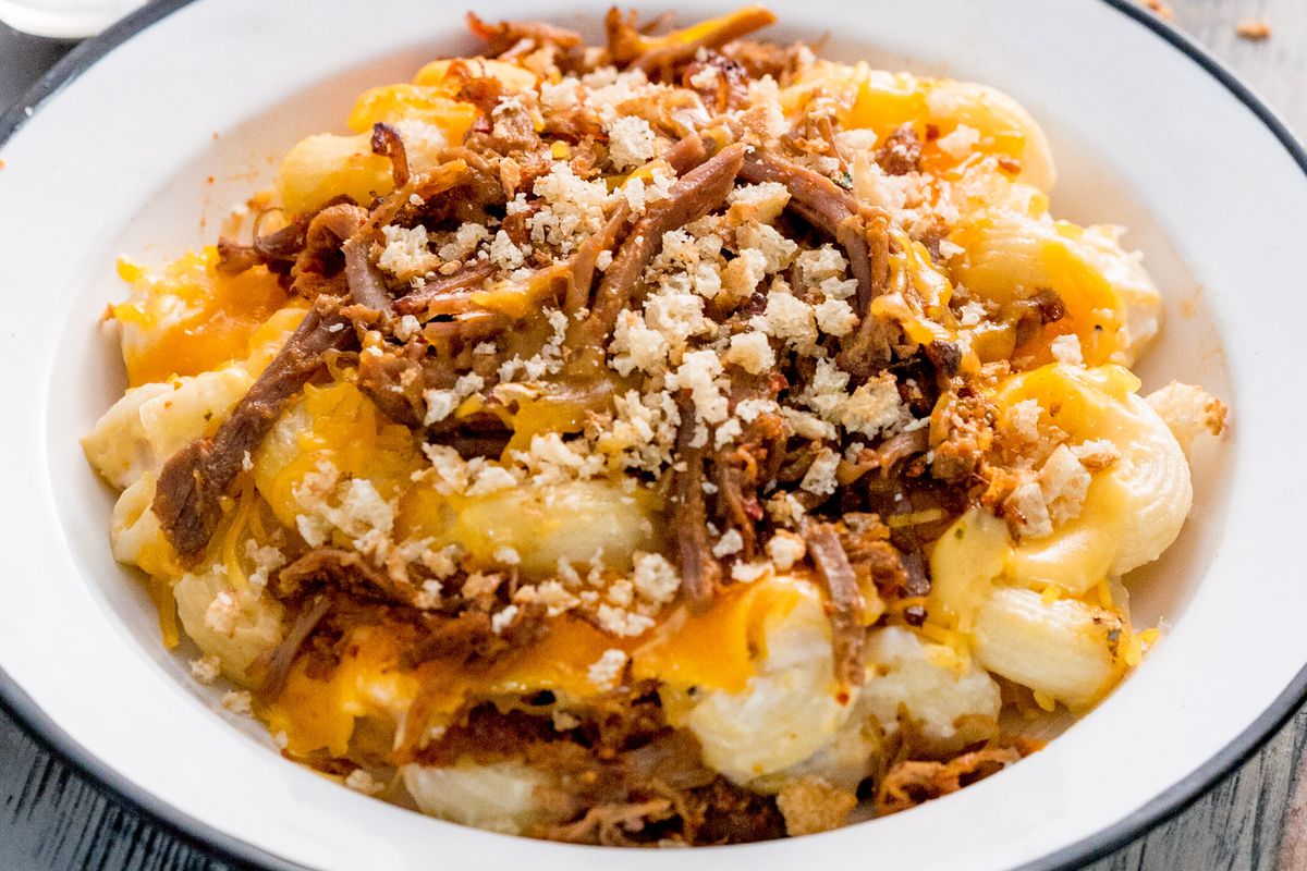 The brisket mac and cheese from Schlotzsky’s Austin Eatery