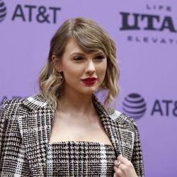 Taylor Swift arrives for the Sundance Film Festival premiere of her Netflix documentary “Miss Americana” at the Eccles Theatre in Park City on Thursday, Jan. 23, 2020.