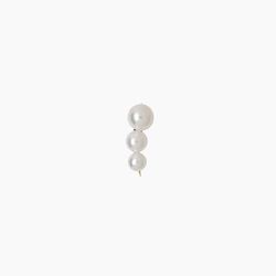 Sophie Bille Brahe 'Trois Lune' earring, <a href="http://www.lagarconne.com/store/item.htm?itemid=27541&sid=186&pid=">$220</a> at La Garconne