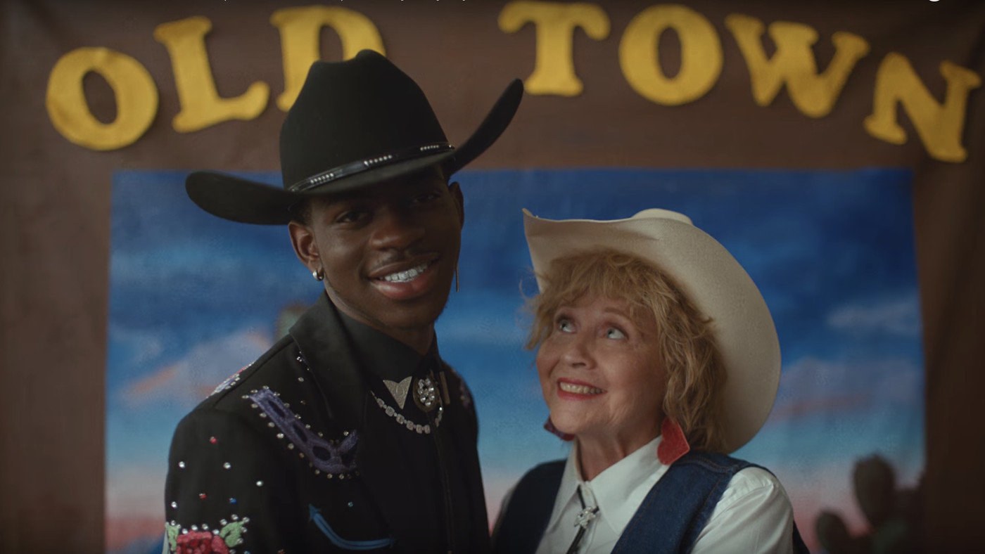 Lil Nas X S Old Town Road Music Video Is A Time Traveling