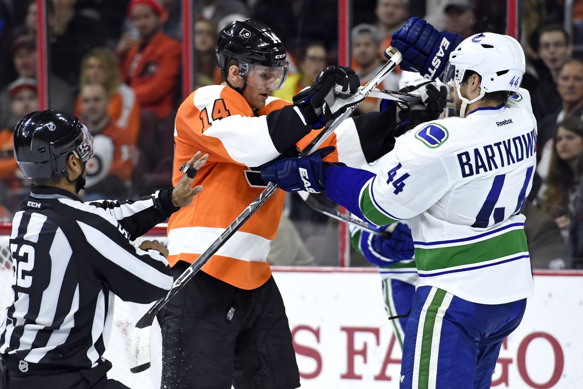 NHL: Vancouver Canucks at Philadelphia Flyers